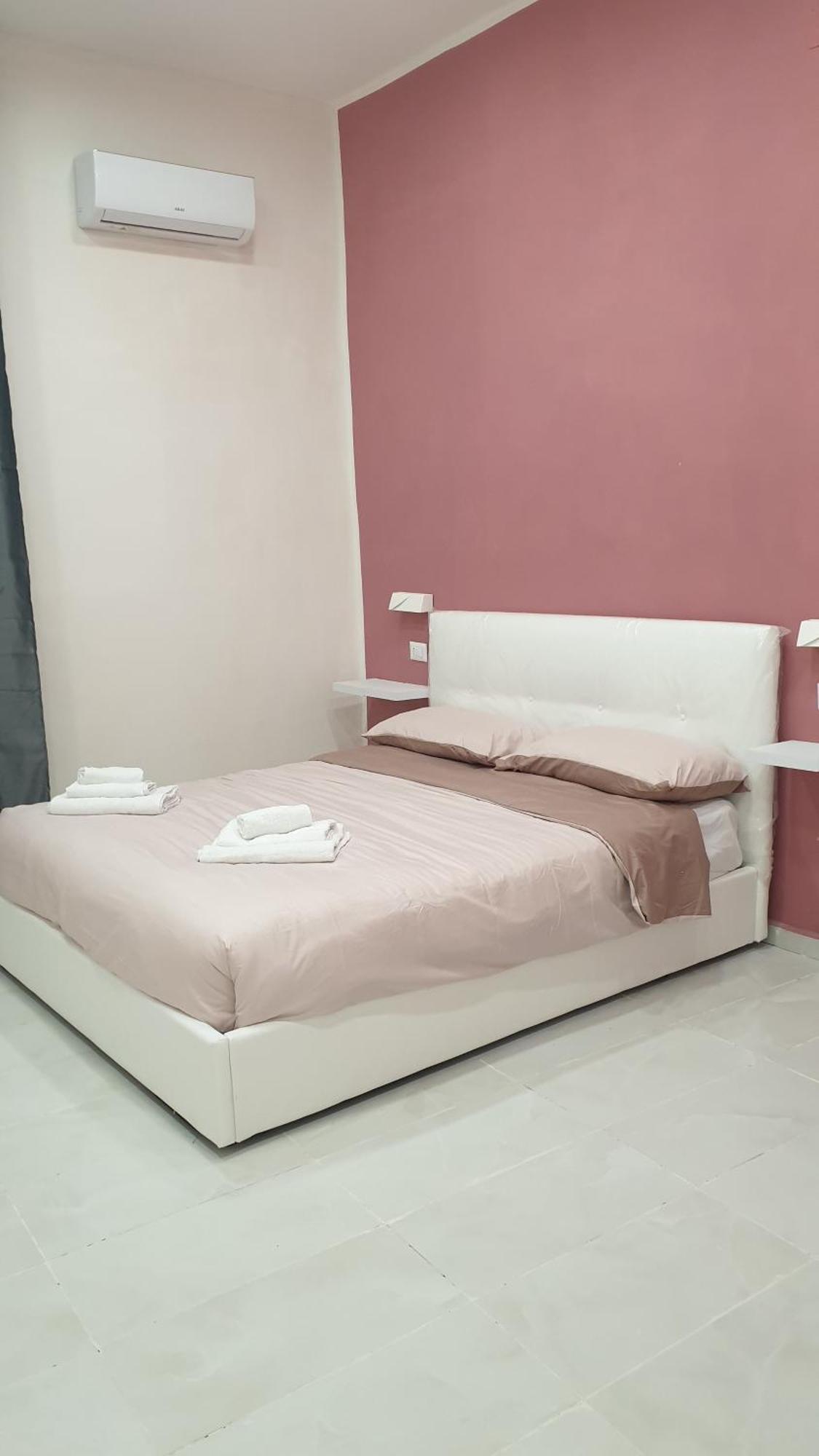 Fraleo Home Napoli Esterno foto